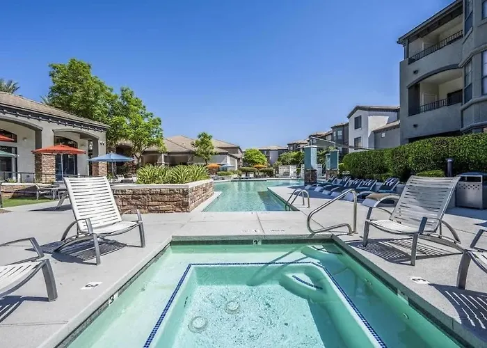 Boulevard 1br By The Stadium Pool Parking Gym 11 Apartment