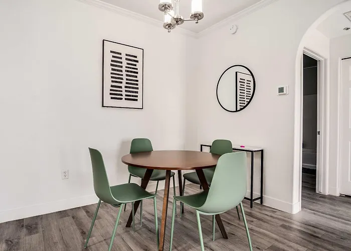 Boulevard 1br By The Stadium Pool Parking Gym 11 Apartment Glendale