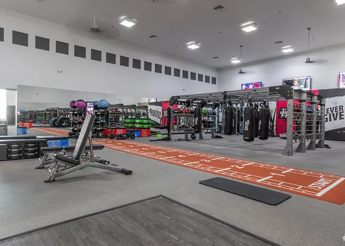 Apartment Boulevard 1br By The Stadium Pool Parking Gym 11 Glendale
