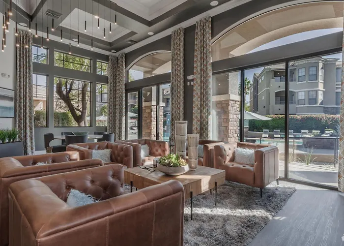 Boulevard 1br By The Stadium Pool Parking Gym 11 Apartment Glendale